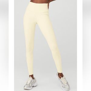 Alo yoga 7/8 Airbrush Leggings French vanilla high waist